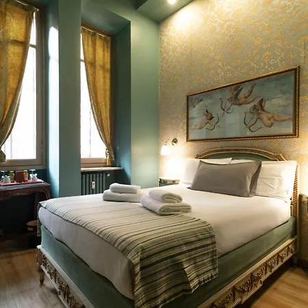 Casa Della Contessa Art Turin