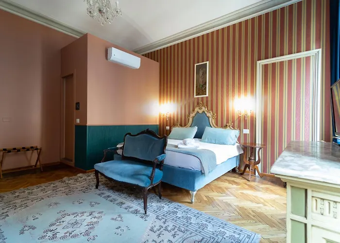 Casa Della Contessa Art Bed & Breakfast 3*