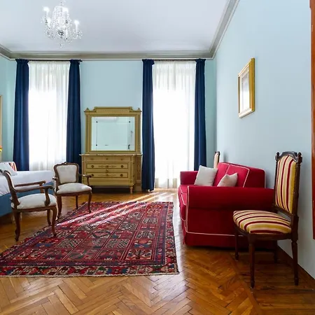 Casa Della Contessa Art Bed & Breakfast 3*